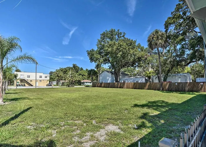 Serene Daytona Beach House With Private Yard!