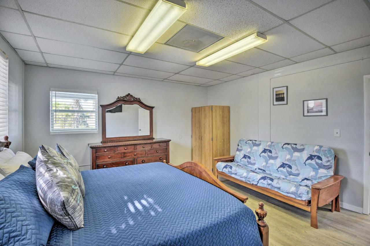 Serene Daytona House With Private Yard! *