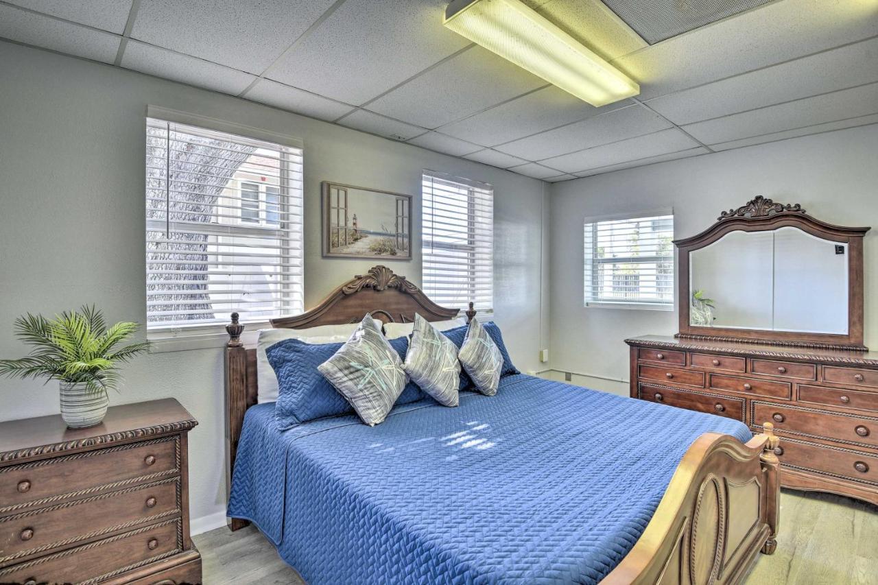 Serene Daytona House With Private Yard! Daytona Beach