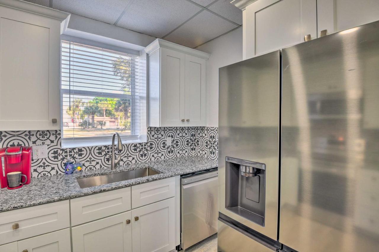 Serene Daytona House With Private Yard! Holiday home